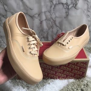 Amberlight (Leather Wrap) Vans